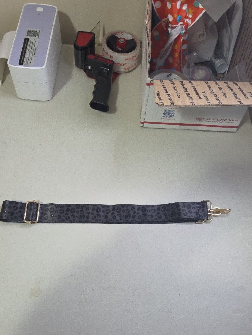 Leopard Print Key & Card Holder Strap with Gold Hardware - Gray - Picture 2 of 2